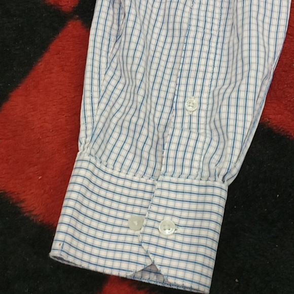 Van Heusen business dress shirt (L) - Picture 4 of 4